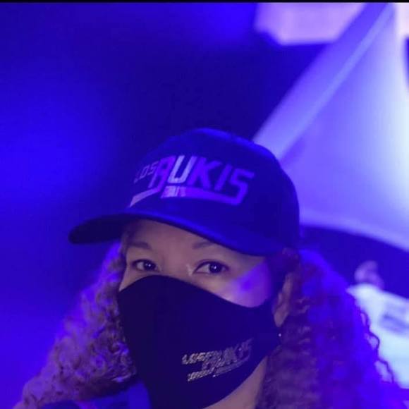 Meet your Posher, Xiomara - Picture 1 of 1